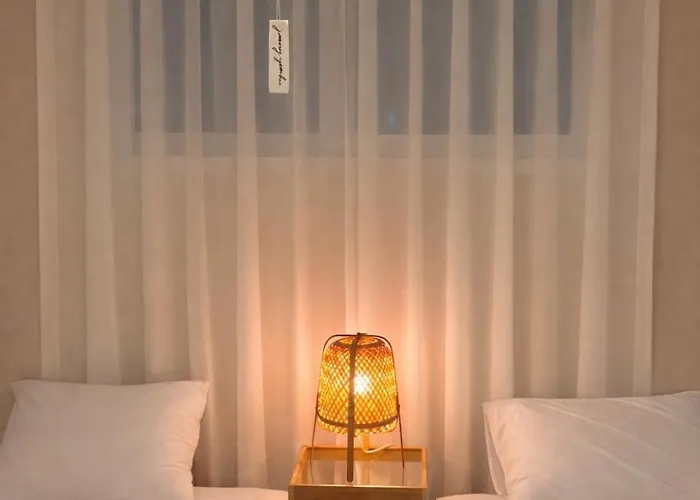 Апартаменты 201 Newly Opened Yeonnam Hongdae 5 Minutes Airport Bus Yeonhui 4person Sunny And Quiet