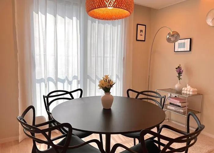 201 Newly Opened Yeonnam Hongdae 5 Minutes Airport Bus Yeonhui 4person Sunny And Quiet