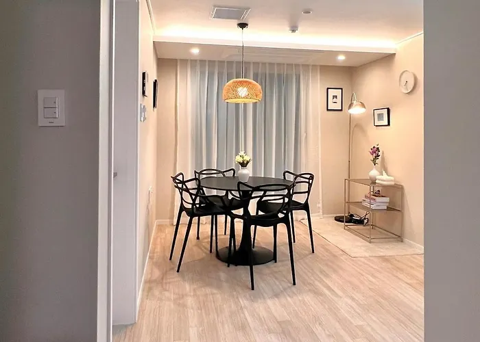 201 Newly Opened Yeonnam Hongdae 5 Minutes Airport Bus Yeonhui 4person Sunny And Quiet